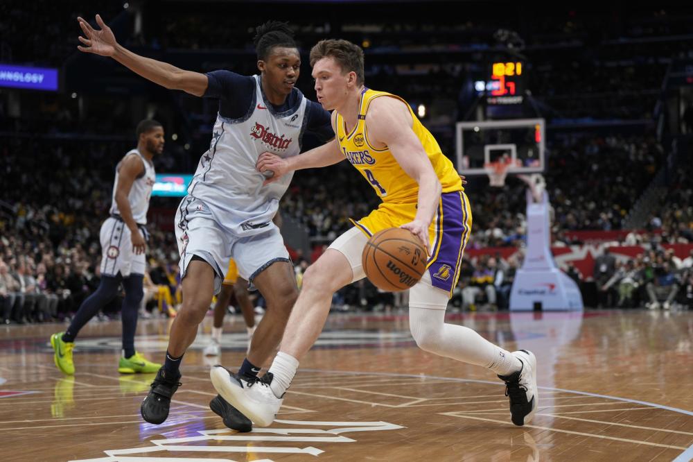 中显得尤为 中显得尤为