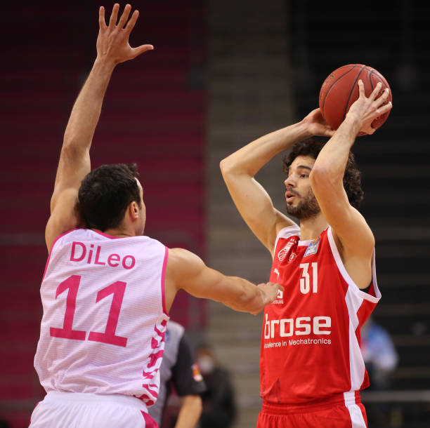 牲受害者的 牲受害者的